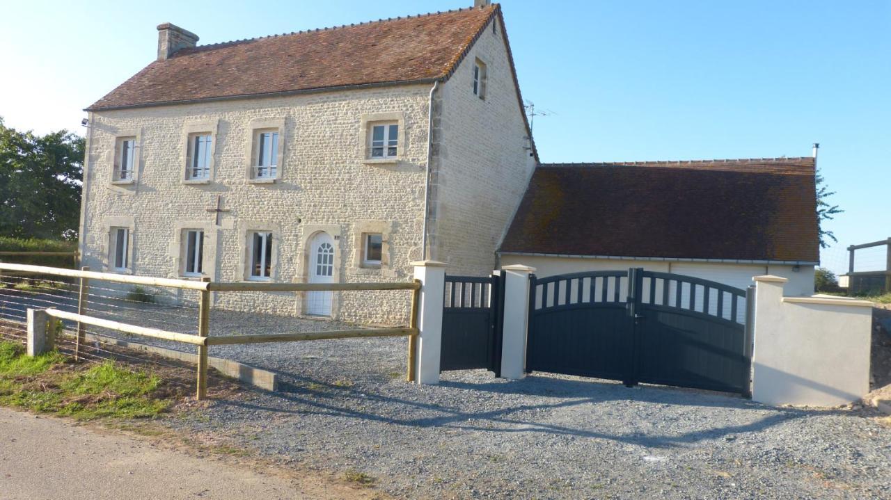 Maison De La Delle Pertheville-Ners Exteriör bild
